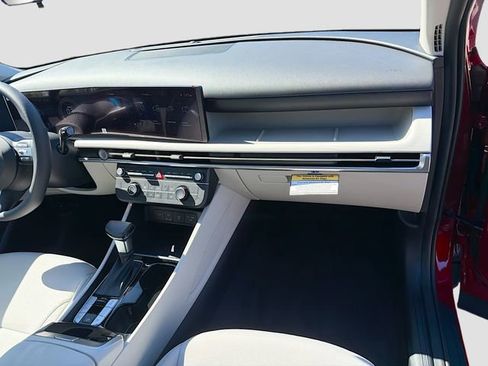 New 2026 Hyundai Tucson SE image 27