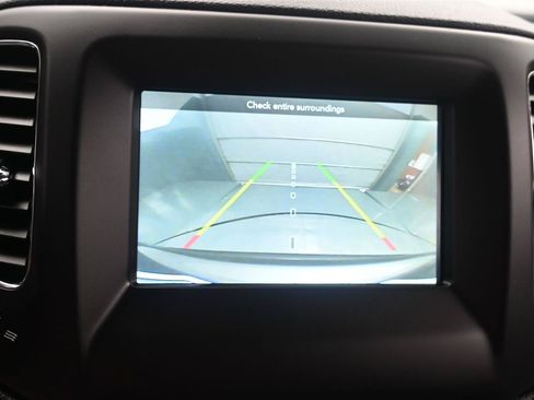 Used 2019 Jeep Compass Latitude AWD/4WD image 15