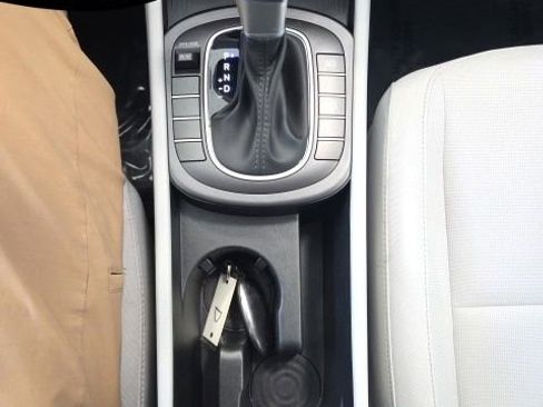 Used 2025 Hyundai Kona SEL FWD image 26