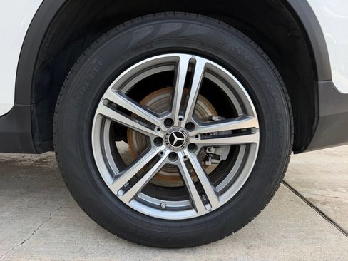 Certified 2021 Mercedes-Benz GLC 300 image 20