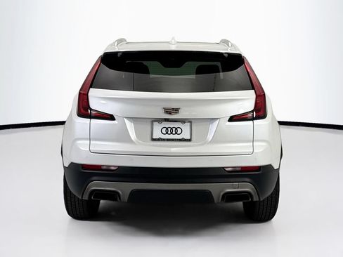 Used 2019 Cadillac XT4 Premium Luxury FWD image 6