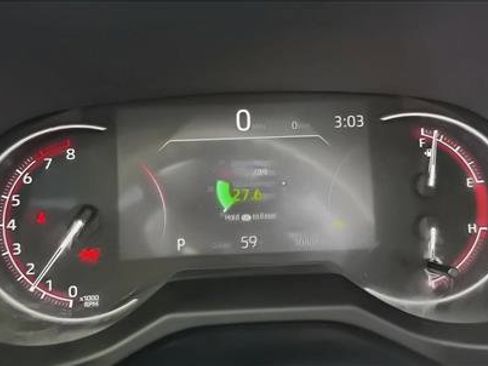 Used 2025 Toyota RAV4 XLE image 12