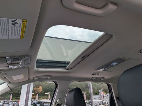 Used 2022 Kia Telluride EX image 20