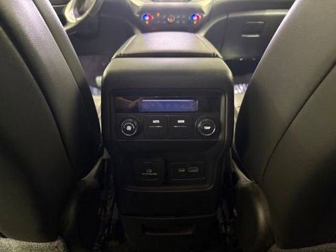 Used 2021 GMC Acadia SLT w/ Trailering Package AWD/4WD image 28