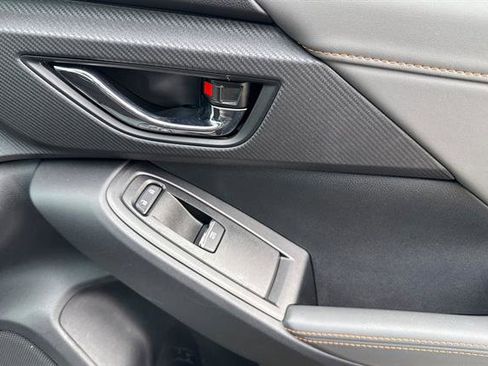 Certified 2025 Subaru Crosstrek 2.5i Limited w/ Popular Package #4A image 18