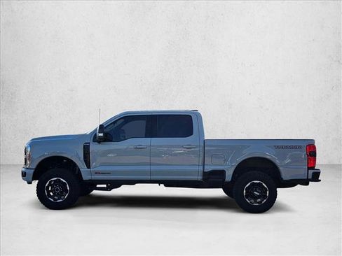 Used 2025 Ford F250 Platinum w/ Tremor Off-Road Package AWD/4WD image 8