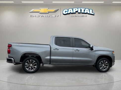 Used 2023 Chevrolet Silverado 1500 LT AWD/4WD image 6