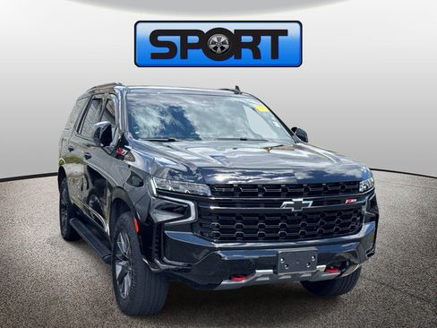 Used 2023 Chevrolet Tahoe Z71 w/ Luxury Package AWD/4WD image 3