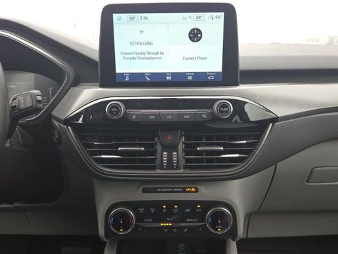 Used 2023 Ford Escape Active w/ Cold Weather Package image 31