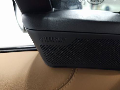 New 2026 Land Rover Range Rover Autobiography image 13