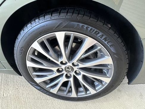 Used 2019 Lexus ES 350 w/ Premium Package FWD image 36