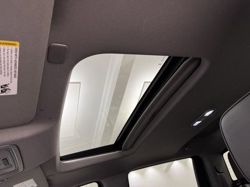 Used 2024 GMC Sierra 1500 Denali w/ Denali Reserve Package image 15