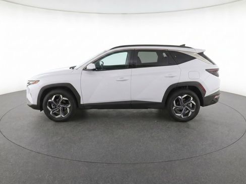 Certified 2025 Hyundai Tucson SEL FWD image 6