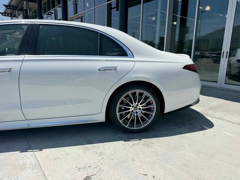New 2025 Mercedes-Benz S 580 S 580 4MATIC image 4