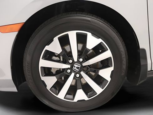 Used 2025 Honda Odyssey EX-L image 26