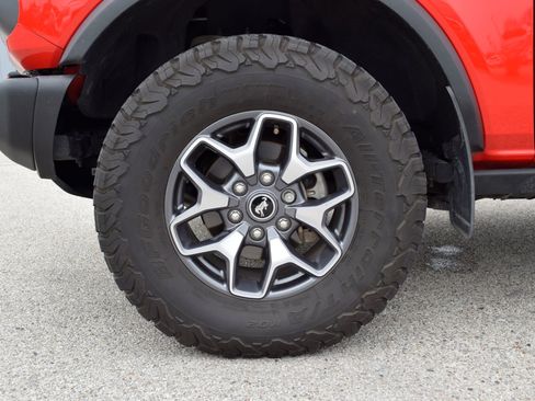 Certified 2023 Ford Bronco Badlands image 25