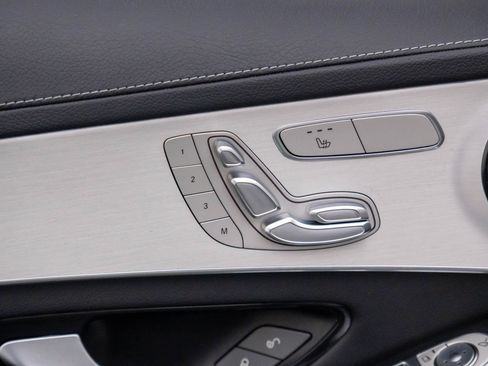 Used 2023 Mercedes-Benz GLC 300 4MATIC Coupe image 15