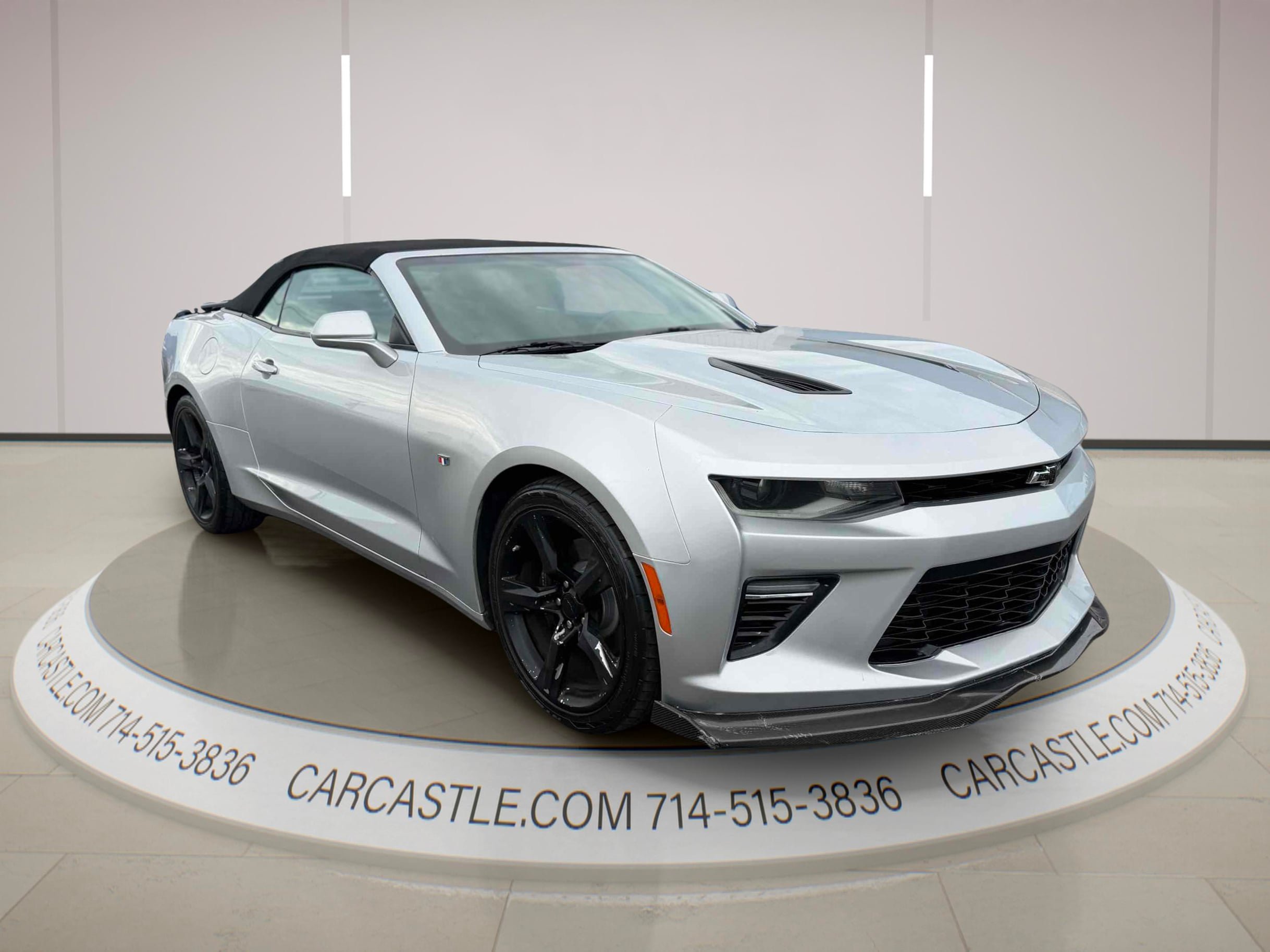 Used 2017 Chevrolet Camaro SS RWD image 7