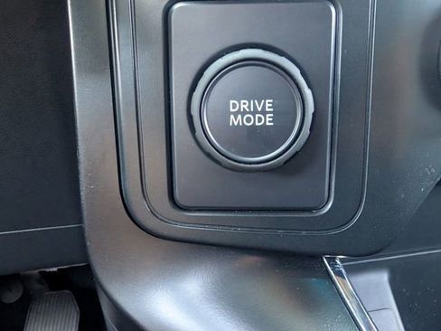 Used 2025 Ford F150 STX w/ Equipment Group 200A RWD image 26