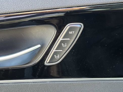 Used 2019 Kia Sorento SX image 30