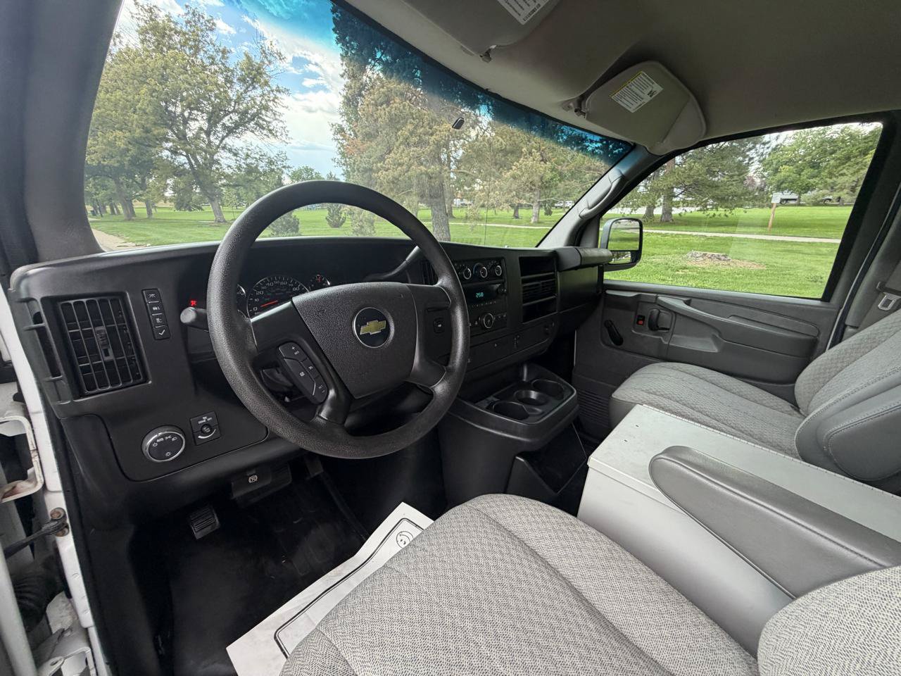 Used 2013 Chevrolet Express 1500 AWD image 11