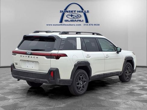 New 2026 Subaru Outback Limited image 3