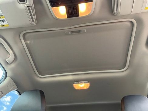 Used 2023 Subaru Crosstrek 2.5i Limited w/ Moonroof Package image 48