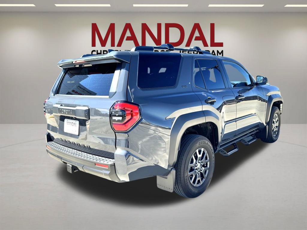 Used 2025 Toyota 4Runner SR5 AWD/4WD image 6