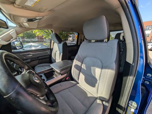 Used 2019 RAM 1500 Big Horn RWD image 16