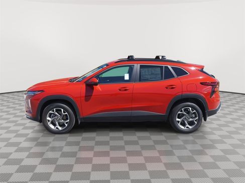 New 2026 Chevrolet Trax LT FWD image 7