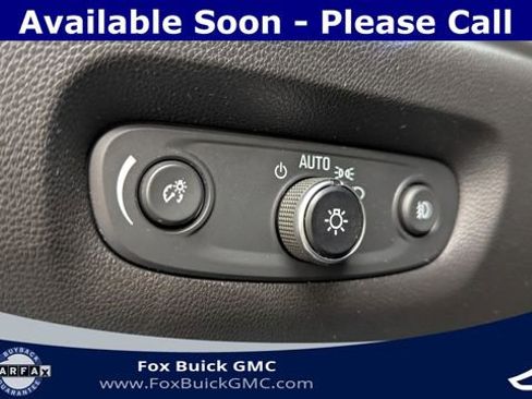 Used 2021 Chevrolet Traverse LT w/ LPO, Floor Liner Package AWD/4WD image 24