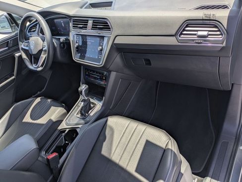 Used 2023 Volkswagen Tiguan SE FWD image 20