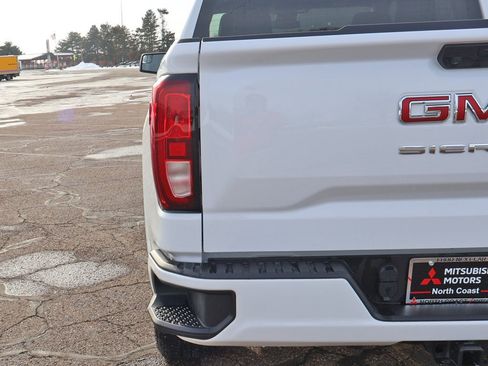 Used 2024 GMC Sierra 1500 Elevation image 15