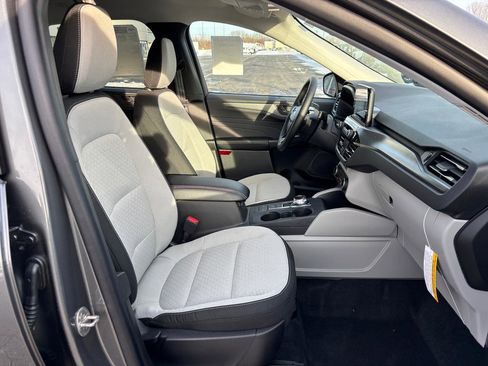 New 2026 Ford Escape Active w/ Cold Weather Package image 15