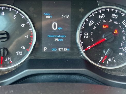 Certified 2022 Toyota RAV4 LE FWD image 30