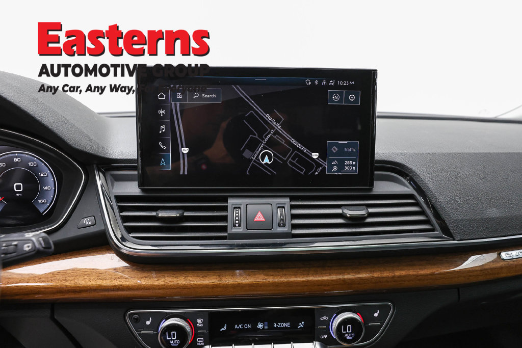 Used 2022 Audi Q5 2.0T Premium Plus w/ Premium Plus Package AWD/4WD image 13