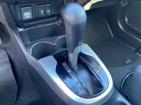 Used 2017 Honda Fit LX image 35