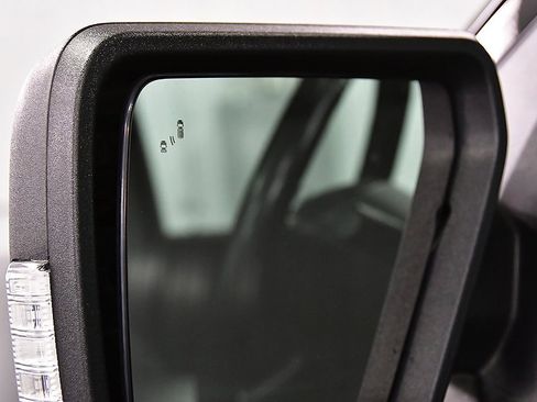 Used 2022 Ford F150 XLT w/ Equipment Group 302A High image 14