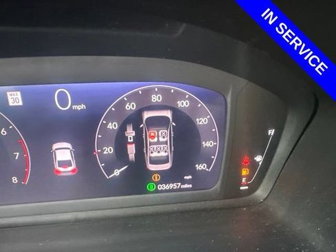 Used 2024 Honda Accord EX image 9