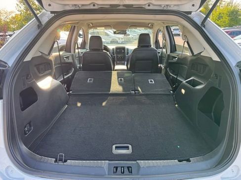 Used 2024 Ford Edge SEL image 29