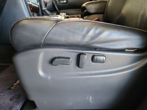 Used 2020 Nissan Armada SL w/ Premium Package image 14