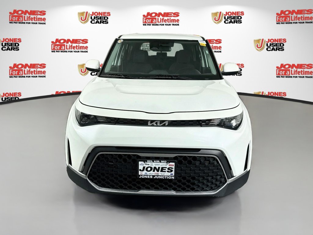 Used 2024 Kia Soul LX w/ LX Technology Package FWD image 11