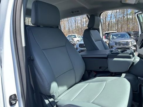 New 2026 Ford F250 XL w/ XL Chrome Package AWD/4WD image 22