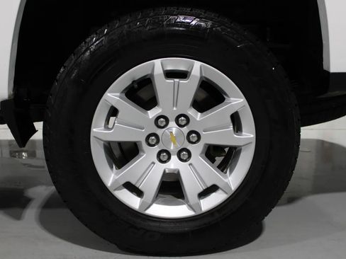 Used 2022 Chevrolet Colorado LT w/ Fleet Safety Package AWD/4WD image 26