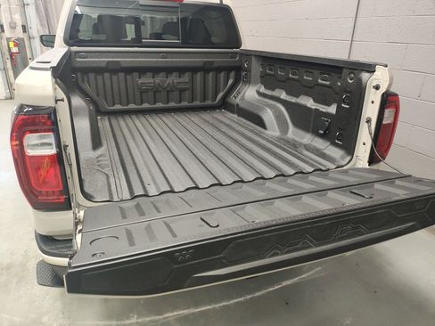 New 2026 GMC Canyon AT4 w/ Technology Plus Package image 20