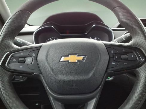 Used 2023 Chevrolet TrailBlazer LT w/ Convenience Package image 29