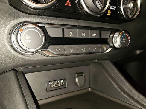 Used 2023 Nissan Sentra SV image 19