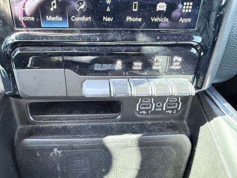Used 2022 RAM 1500 Laramie image 15