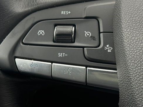 Certified 2025 Cadillac XT4 Premium Luxury FWD image 8
