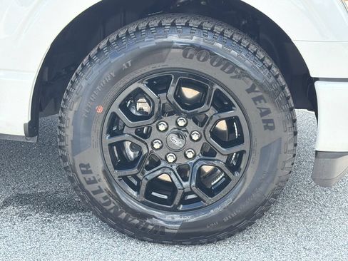 Used 2022 Ford F150 XL w/ STX Appearance Package RWD image 12